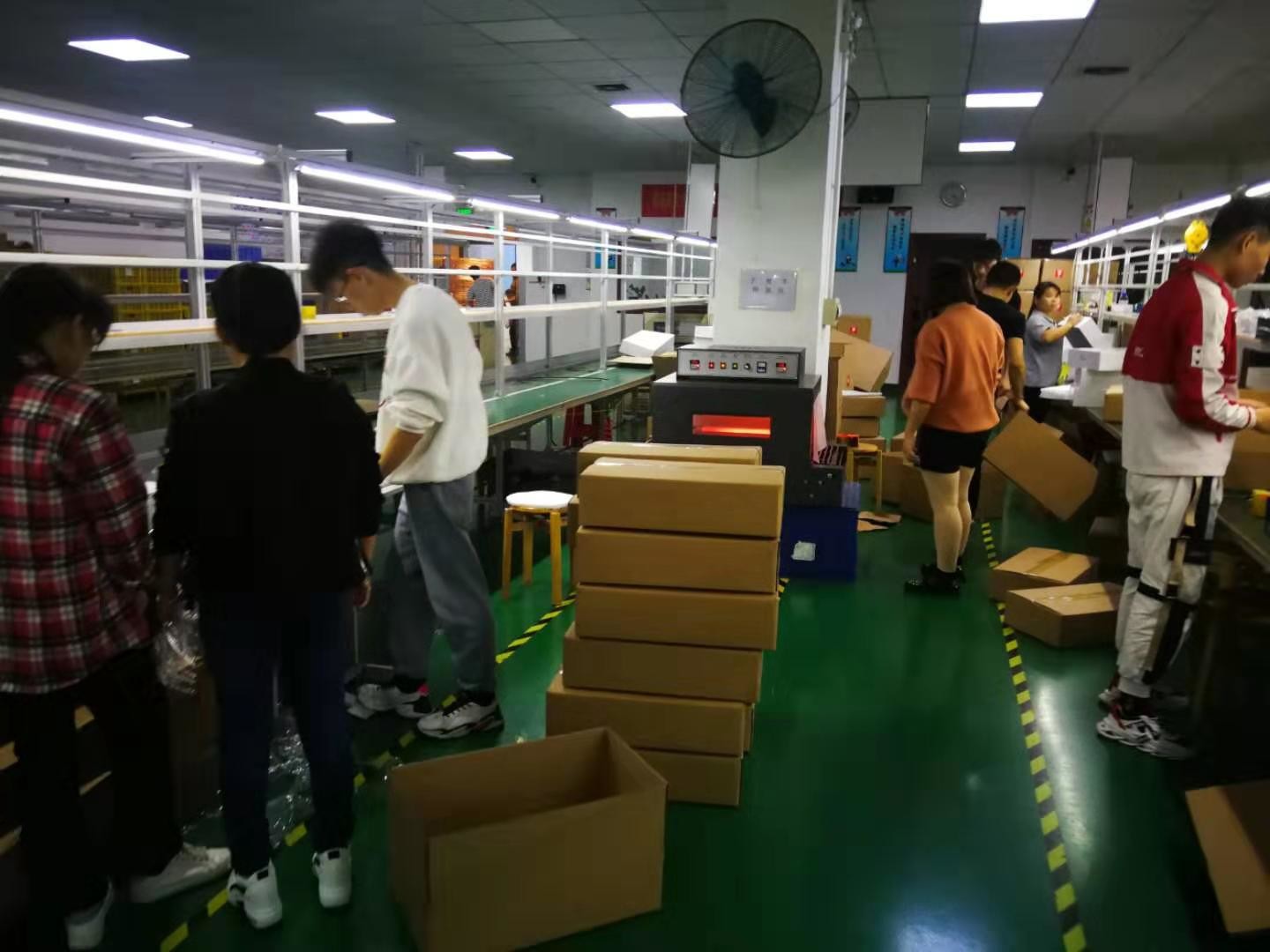 Shenzhen Jin Tuo Jie Technology Co., Ltd. ligne de production en usine