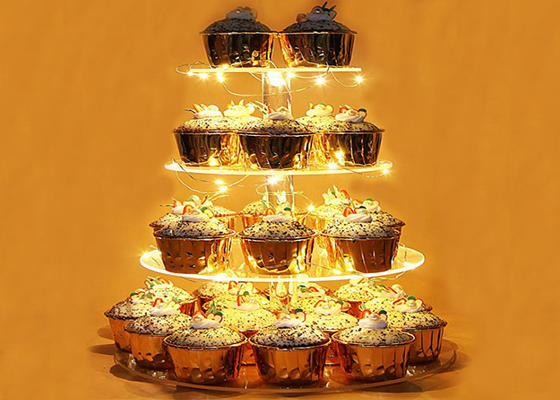 Support acrylique rond acrylique de gâteau de présentoir de gâteau de dessert pour la noce