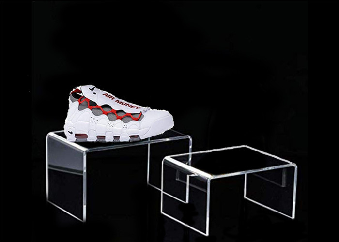 Étagère acrylique de support de présentoir de vente au détail de magasin de chaussure de présentoir de chaussure de forme de v